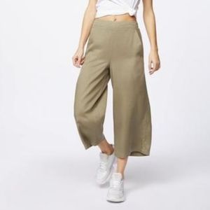 Tentree W Laurel Pant - Black NWT